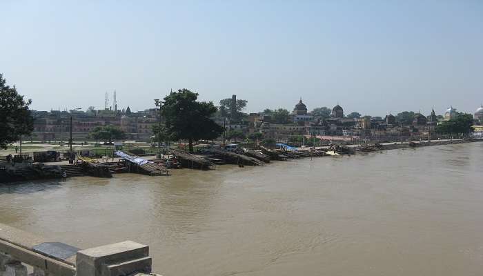 A beautiful view of the river at the Shree Ram Janmabhoomi. 