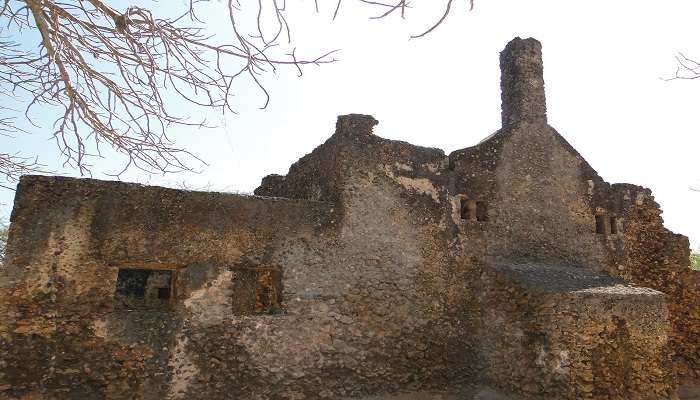 The ruins of the ancient town of Takwa 