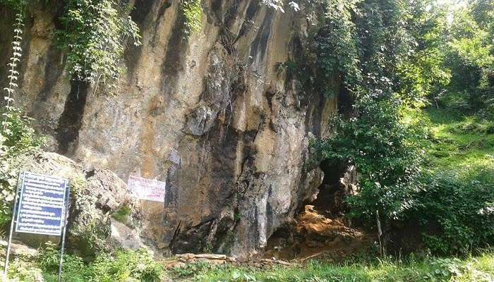 Holy place for visitors near Sita Gufa is RamKund