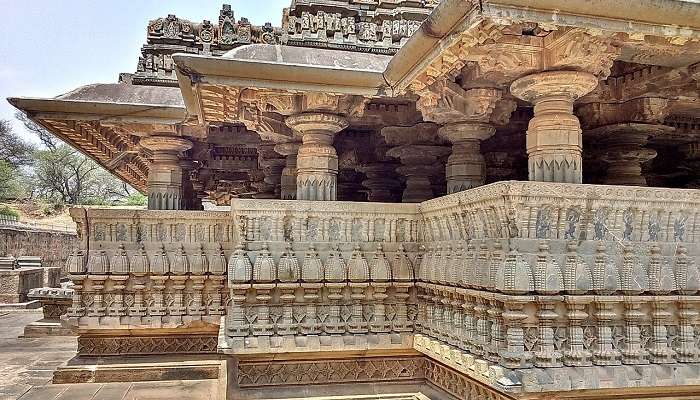 According to legends, serpents and devotion are the hallmarks of the Nagareshwara Swamy Temple.