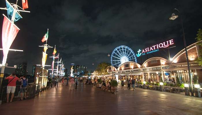 ASIATIQUE- the Riverfront