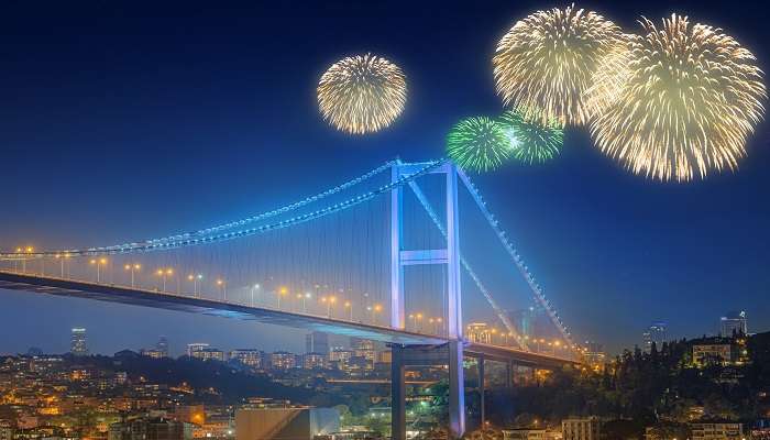 New Year Events In Istanbul: Bosphorus Bridge.