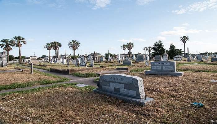 Broadway Cemetery District, one of the top haunted houses in Galveston Tx