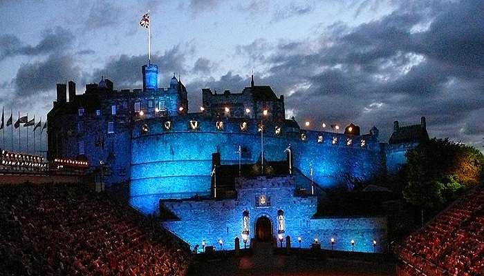 christmas at edinburgh castle