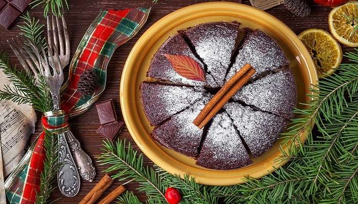 Dévorer le gâteau de Noël