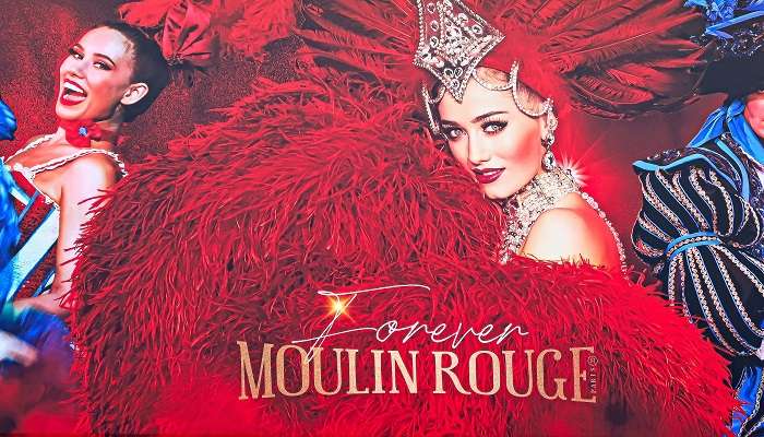 Enjoy a scrumptious Christmas Dinner at Moulin Rouge Cabaret.