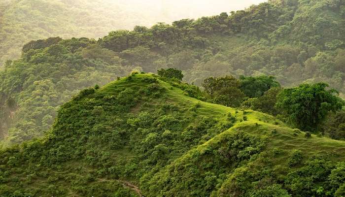 An image resembling Malumichampatti Hills.