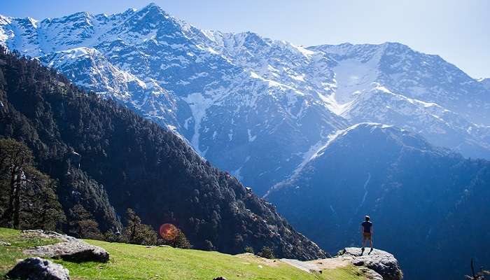 Mcleodganj: Célébration au milieu de l’Himalaya enneigé