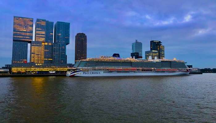 New Year's Eve Dinner Cruise, San Diego New years parties