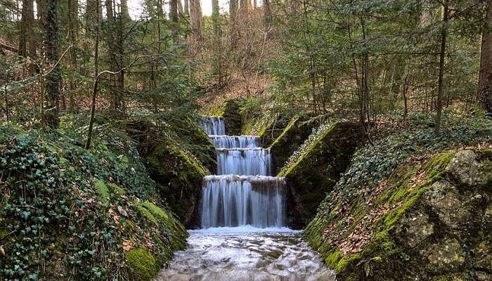 Pochera Falls