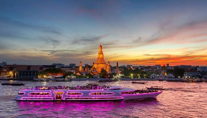 The river cruise in Bangkok.