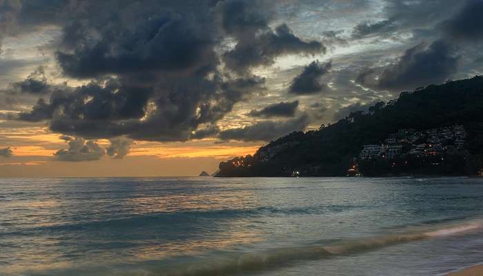 Détendez-vous sur la plage de Patong