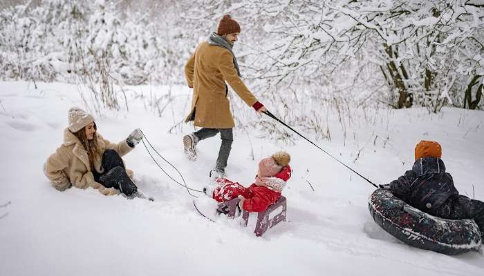 Luge dans la neige