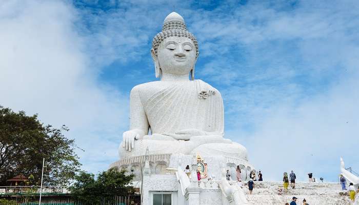 Visitez le Grand Bouddha