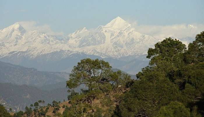 कौसानी स्थान और मौसम