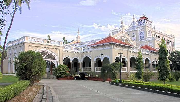 A famous nearby attraction in Wagholi is Aga Khan Palace.