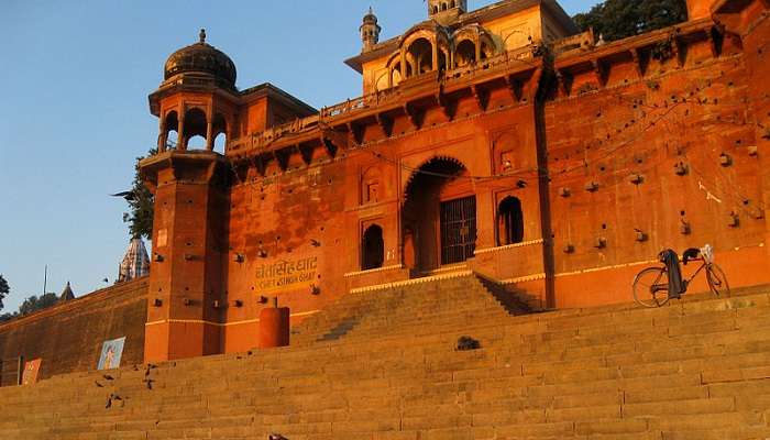 Chet Singh Ghat has quite a bit of historical importance.