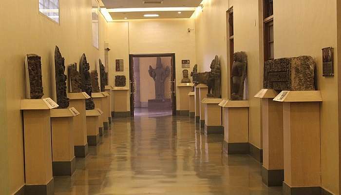 Display of statues on International Museum Day