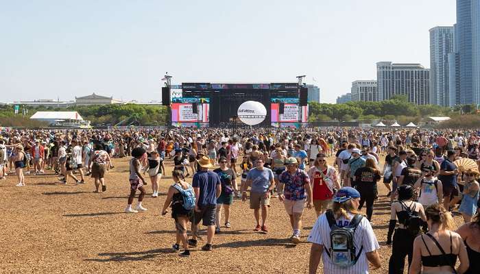 Day 2 Lineup at the festival