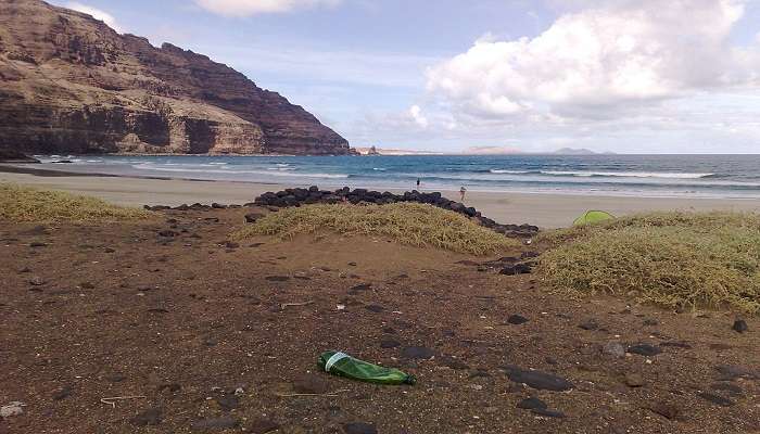 Playa de La Canteria- Top nude beaches in Spain