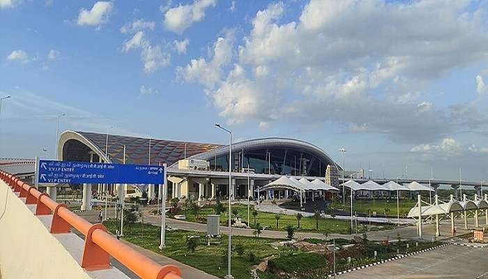 Tiruchirappalli International Airport is built on the Tiruchirappalli and Pudukkottai National Highway