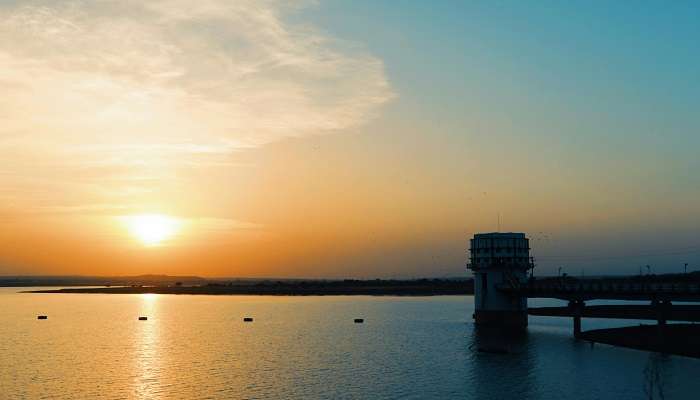 Chokkanahalli Reservoir is a popular tourist attraction in Chickballapur