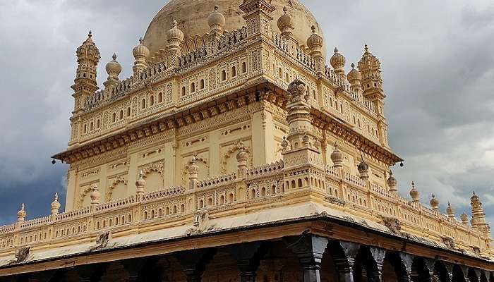 A Spectacular View of Gumbaz e Shahi