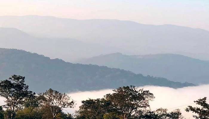 November to February are typically considered to be the best time to visit Lambasingi