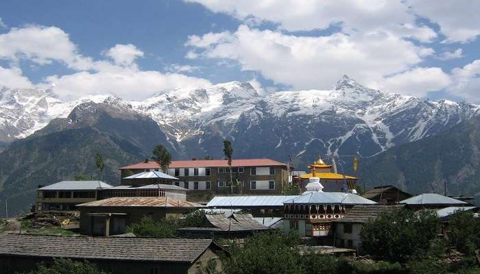 Learn the best ways to reach Kalpa