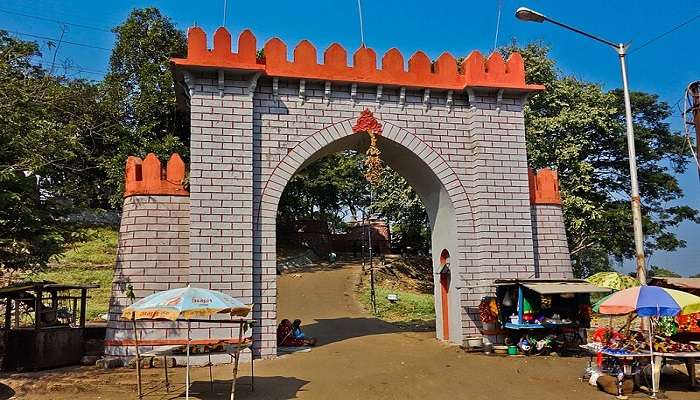 visit Durgadi Fort in kalyan.