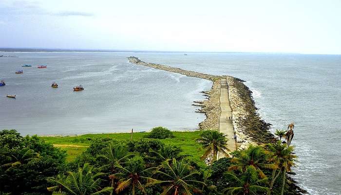 The picturesque beach views of Kolllam
