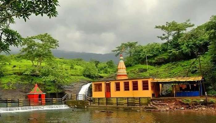 Beautiful Kondeshwar temple