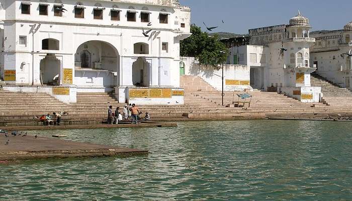 The Pushkar lake ghats