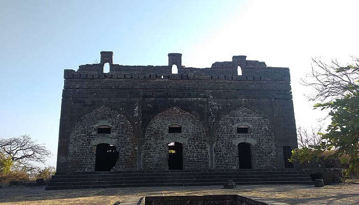 The Narnala Fort is one of the best places to visit in Akola