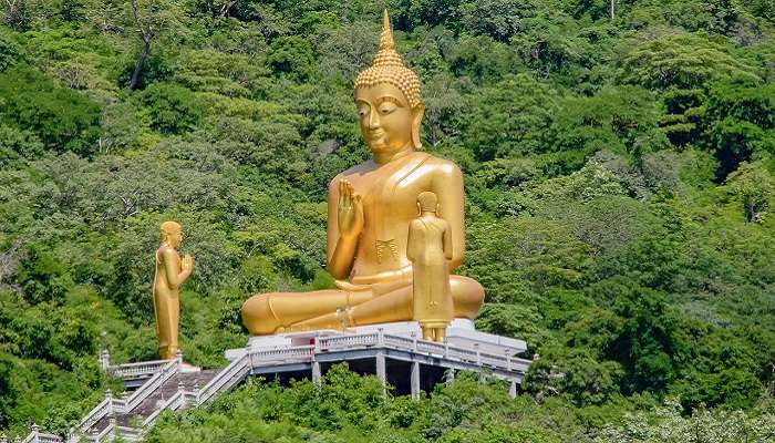 महान बुद्ध प्रतिमा