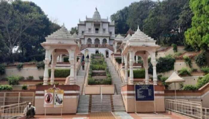 Bhandara Dongar Temple in Kamshet