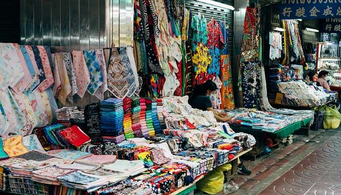 Shop for some souvenirs at this market.
