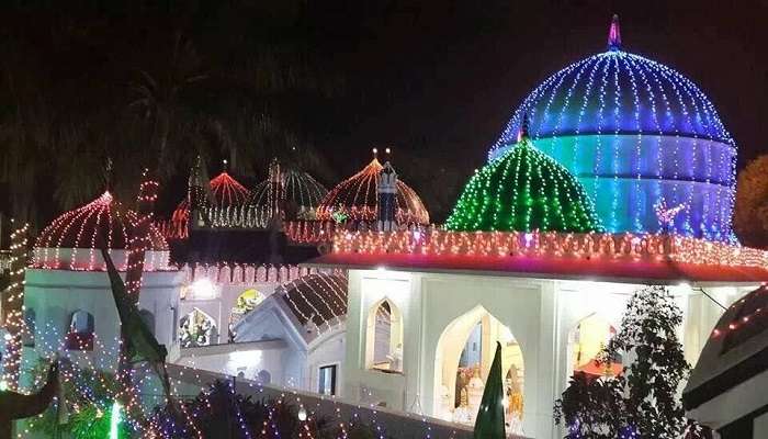 Khanqah E Shahbazia, a Sufi shrine.