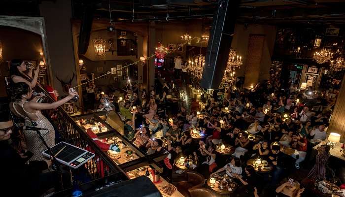 explore Mansion 7 in Bangkok