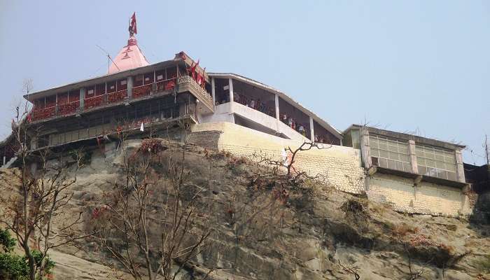 चंडी देवी मंदिर – एक और मनोरम मंदिर