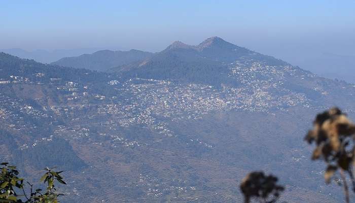 टिप एन टॉप: कैम्पिंग और दृश्य आनंद के लिए