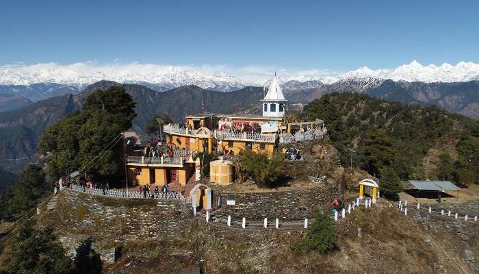 दुर्गा देवी मंदिर: शांति की खोज