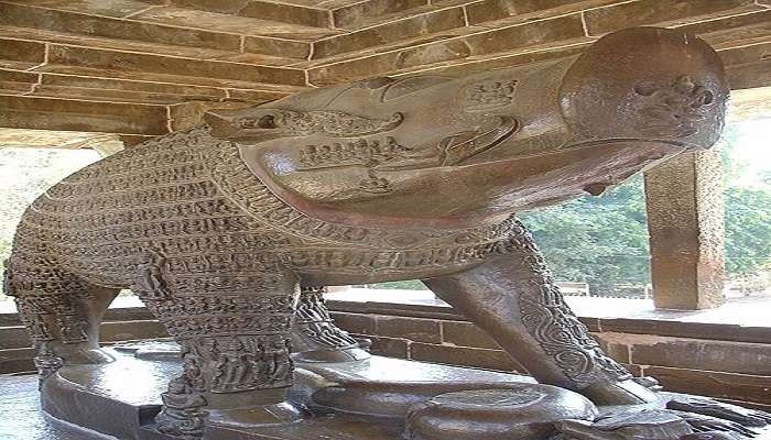 वराह मंदिर पुष्कर के सबसे बड़े और सबसे पुराने मंदिरों में से एक है।