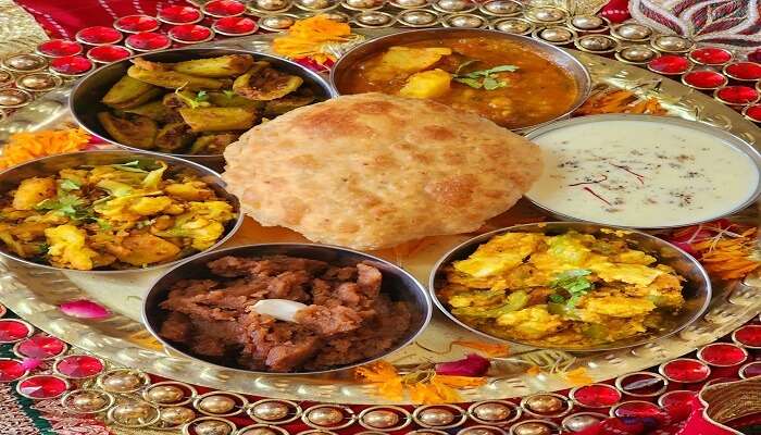 Eat traditional and delicious food of Rajasthan during the Gangaur Festival. 