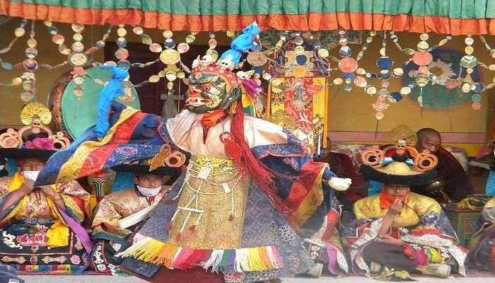 जम्मू और कश्मीर में त्योहारों का महत्व