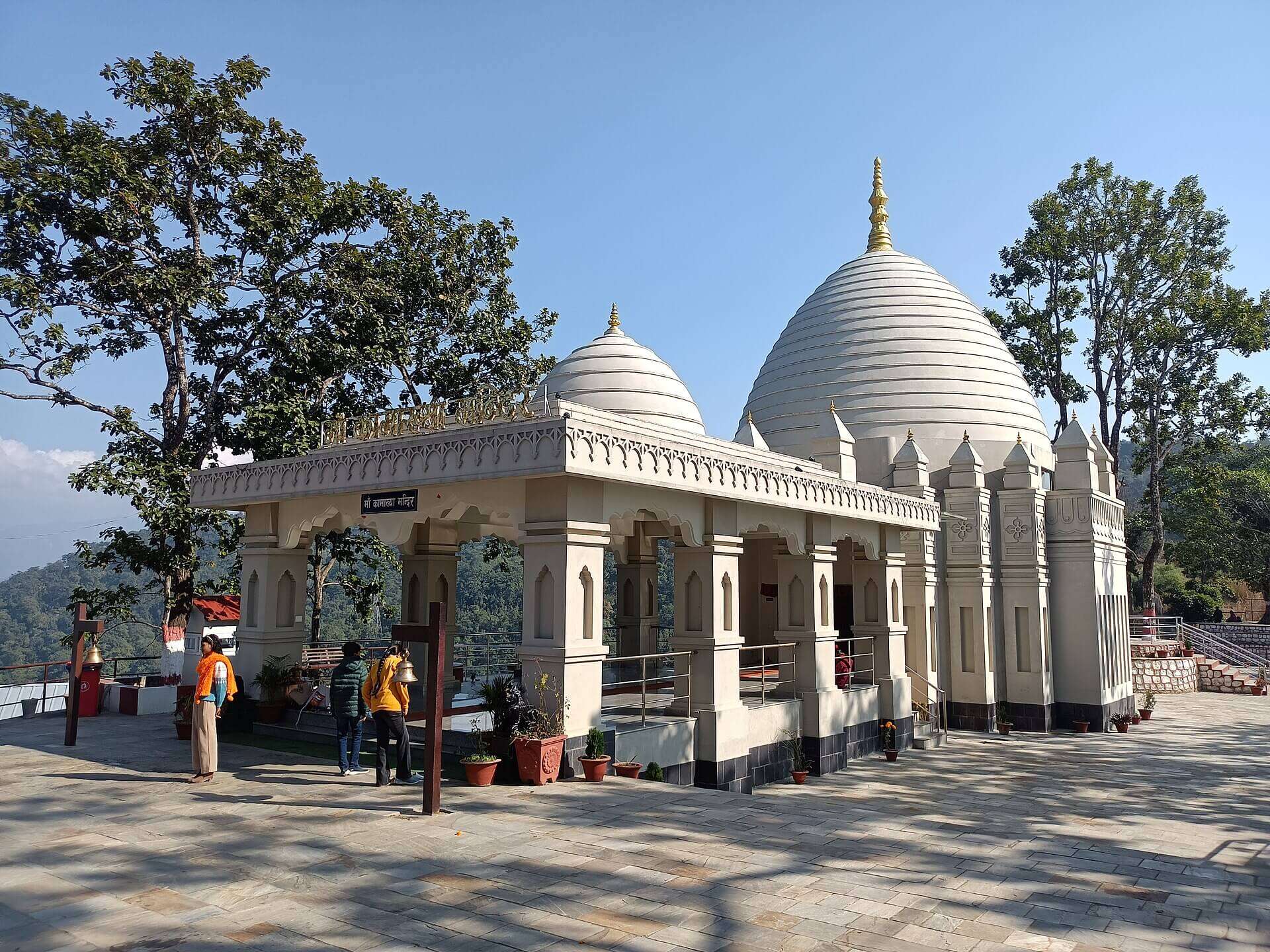 आसपास के दर्शनीय स्थल