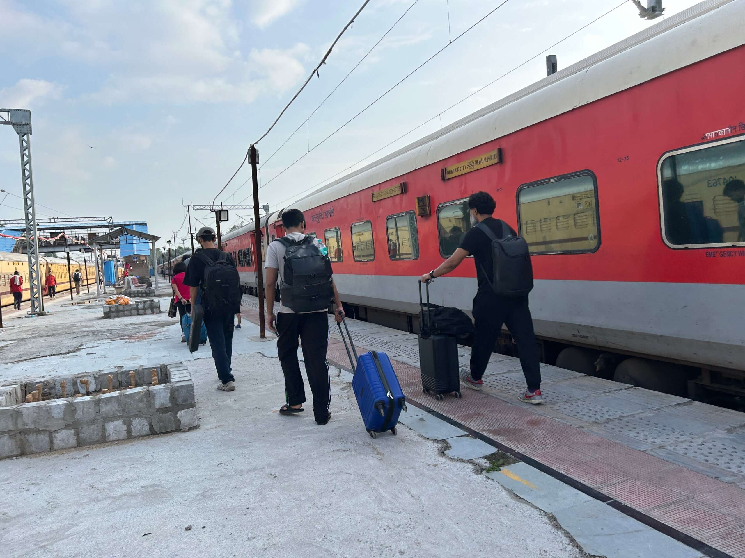 तारापीठ मंदिर कैसे पहुँचे