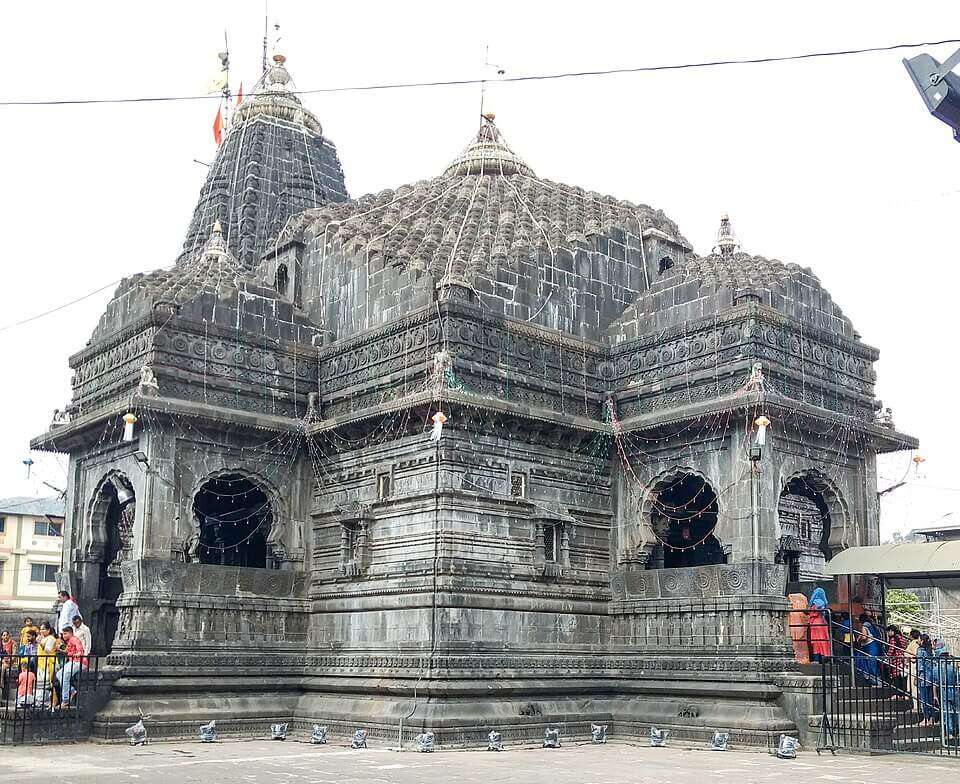 त्र्यंबकेश्वर मंदिर की वास्तुकला