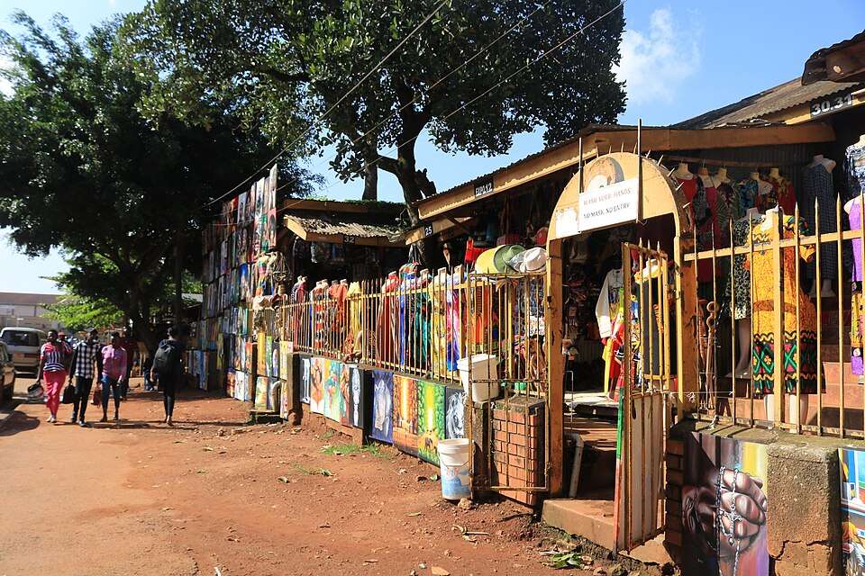 Government Emporiums and Craft Shops for Authentic Buys