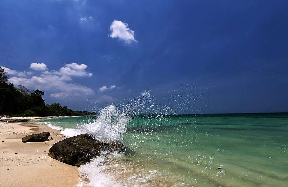 Havelock Island (Swaraj Dweep) - the party hub